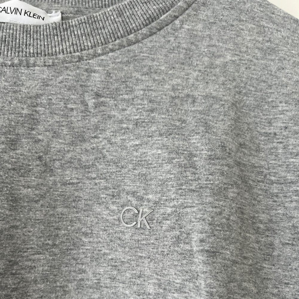 Calvin Klein Ruffled Sweatshirt - Picture 5 of 10